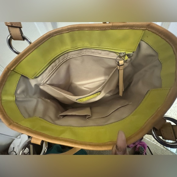 Authentic Rainy Day Coach Bag - Picture 8 of 8